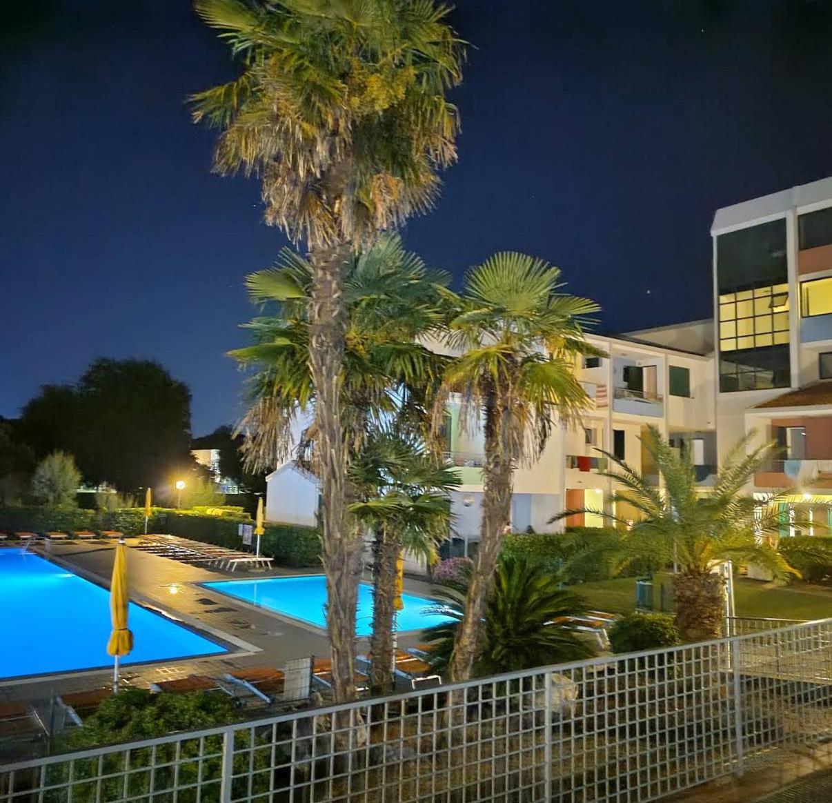 Apartment Caorle De Lux Swimming Pool, Parking, Garden Esterno foto